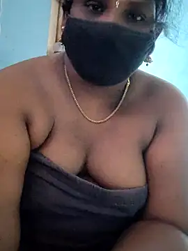 Snapshot of divyasree1431 chatting on 1, 6, 2026 divyasree1431 online show from 1, 6, 2026