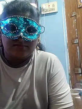 Snapshot of divyasree1431 chatting on 15, 6, 2026 divyasree1431 online show from 15, 6, 2026