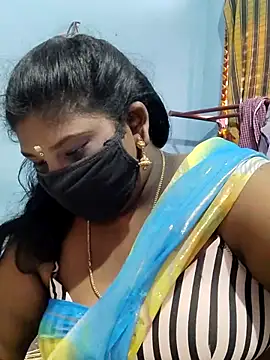 Snapshot of divyasree1431 chatting on 5, 7, 2026 divyasree1431 online show from 5, 7, 2026
