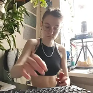 Shy Bamby online show from 19, 2, 2026