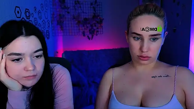 monica xcx online show from 19, 4, 2026