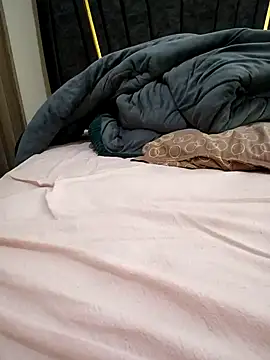 Snapshot of reddiamond07 chatting on 7, 2, 2026 reddiamond07 online show from 7, 2, 2026