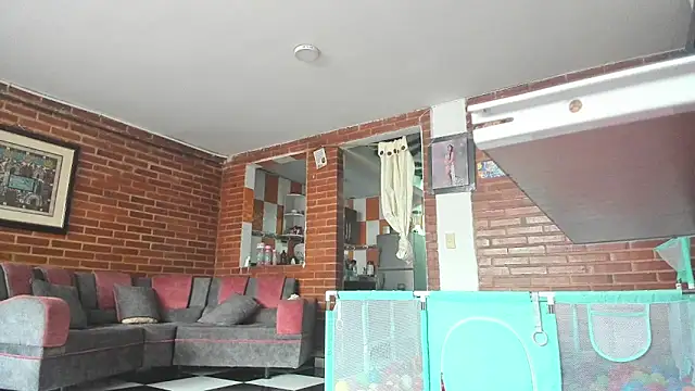 Lia rouse04 online show from 15, 4, 2026