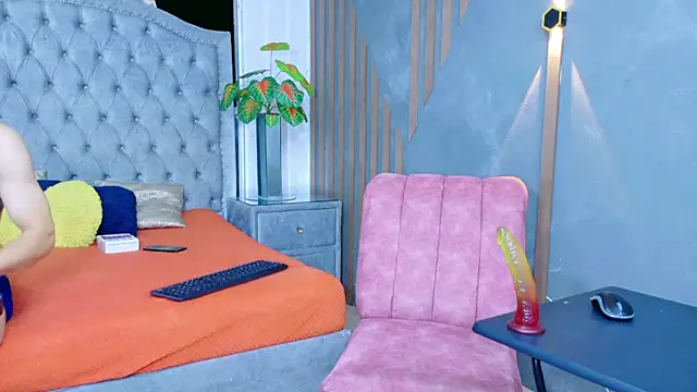 CailinANDlucaz online show from 11, 2, 2026