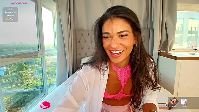 Maxine Spencer online show from 17, 3, 2026