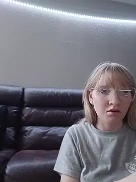 BunnySnowFlake online show from 16, 4, 2026