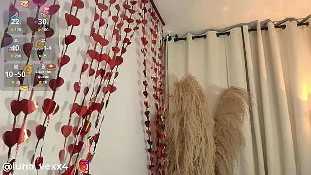 big woman online show from 15, 2, 2026