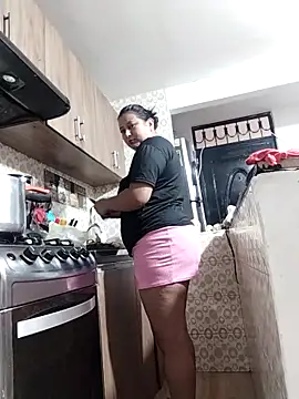 SexyandnaughtyLatinos online show from 25, 4, 2026
