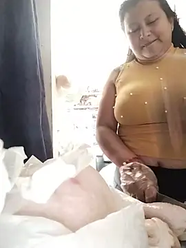 SexyandnaughtyLatinos online show from 4, 6, 2026