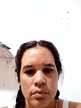 horny girl33 online show from 15, 1, 2026