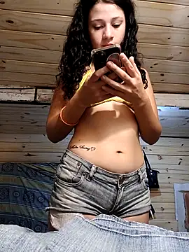 Snapshot of mmelit4 chatting on 17, 2, 2026 mmelit4 online show from 17, 2, 2026