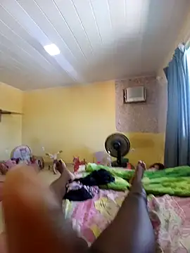 maia143739 online show from 10, 1, 2026