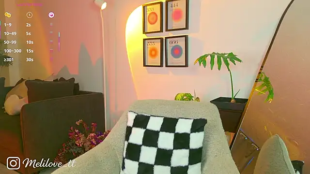 Snapshot of MelyTaylor_ chatting on 1, 2, 2026 MelyTaylor online show from 1, 2, 2026