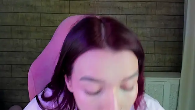Snapshot of VanessaVienne chatting on 16, 5, 2026 VanessaVienne online show from 16, 5, 2026