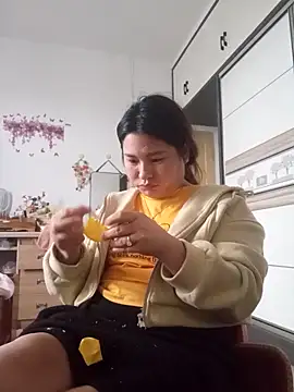 Minaa2x online show from 7, 4, 2026