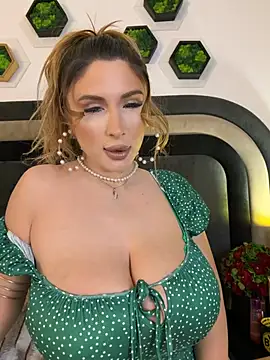 LucyBridgette online show from 7, 4, 2026