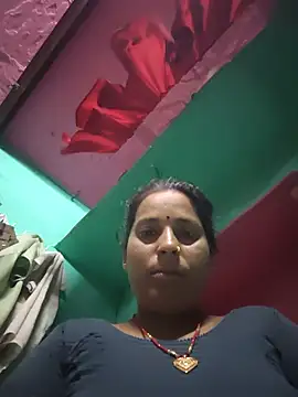 Snapshot of Reena_lodha chatting on 3, 7, 2026 Reena lodha online show from 3, 7, 2026