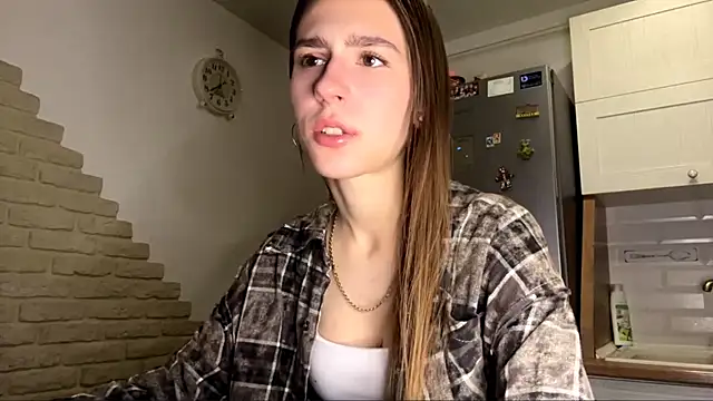 Snapshot of ElsieKuhlmann chatting on 6, 2, 2026 ElsieKuhlmann online show from 6, 2, 2026