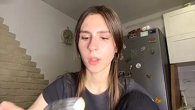 ElsieKuhlmann online show from 5, 3, 2026