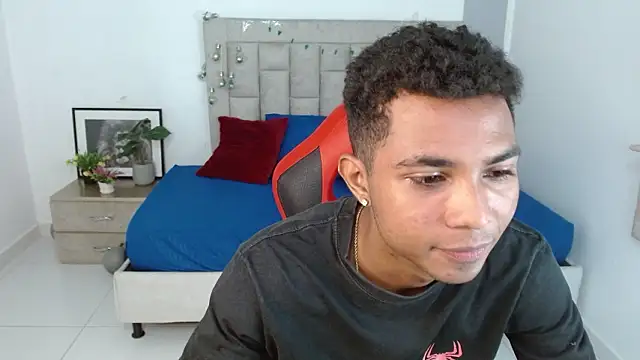 Enzo fox77 online show from 17, 1, 2026