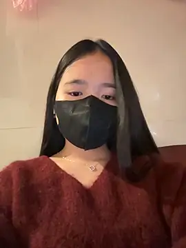 Gwen879 online show from 10, 2, 2026