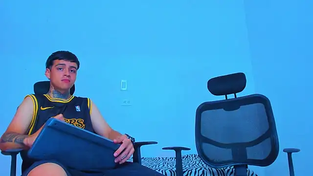 Thomas-Wil online show from 22, 4, 2026