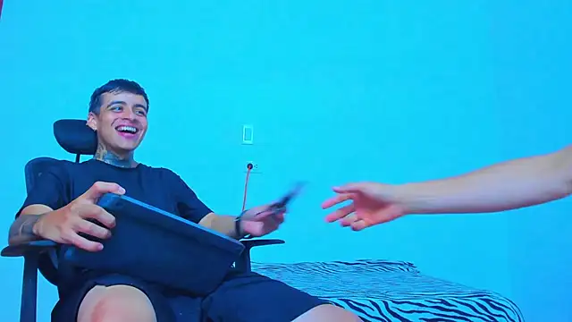 Thomas-Wil online show from 26, 4, 2026