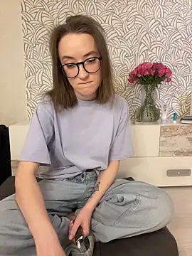 Persephone Kore online show from 5, 2, 2026