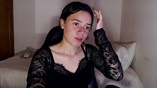 Shanel Lozano online show from 3, 3, 2026