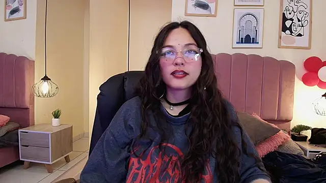 Hanabie  online show from 11, 4, 2026