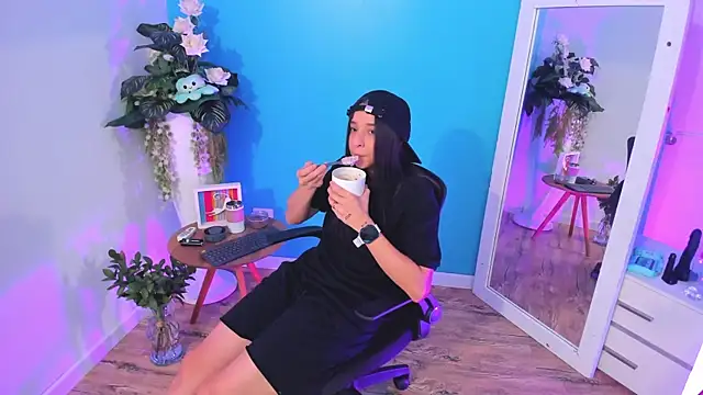 ViictoriiaSaenz online show from 24, 2, 2026