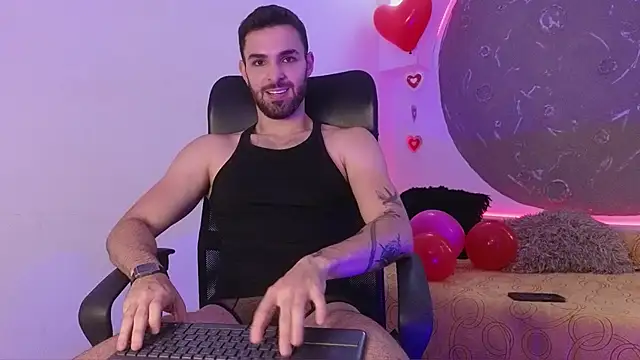 Snapshot of Apolo_lux1 chatting on 14, 2, 2026 Apolo lux1 online show from 14, 2, 2026