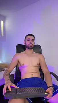 Snapshot of Apolo_lux1 chatting on 2, 3, 2026 Apolo lux1 online show from 2, 3, 2026