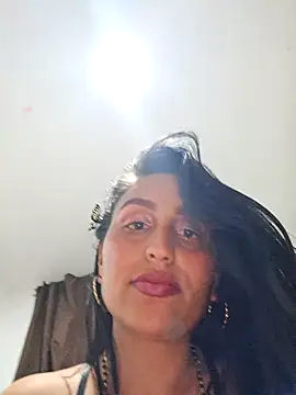 LunaRouuse  online show from 16, 5, 2026