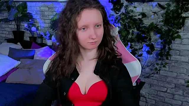 Snapshot of SunshineBlaze chatting on 22, 4, 2026 SunshineBlaze online show from 22, 4, 2026