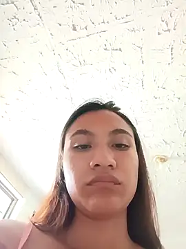 Snapshot of LeticiaHinkley chatting on 3, 4, 2026 LeticiaHinkley online show from 3, 4, 2026