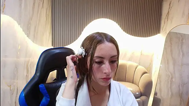 katalina r  online show from 22, 2, 2026