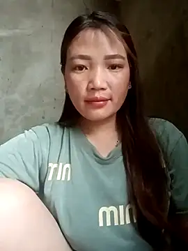 Snapshot of Nunaa2x chatting on 22, 6, 2026 Nunaa2x online show from 22, 6, 2026