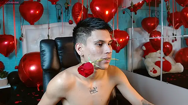 Snapshot of paullcb chatting on 14, 2, 2026 paullcb online show from 14, 2, 2026