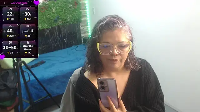 mia pazzi online show from 16, 1, 2026