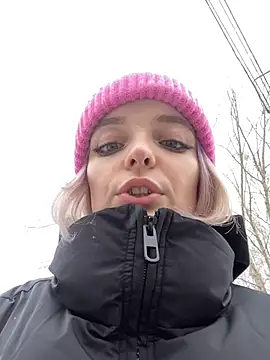 Snapshot of aka_Blonde chatting on 15, 2, 2026 aka Blonde online show from 15, 2, 2026