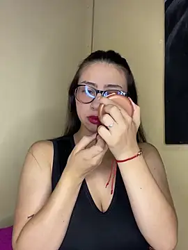 Snapshot of Shayla--broos chatting on 11, 2, 2026 Shayla--broos online show from 11, 2, 2026