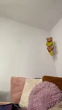 GiannaMagari online show from 7, 2, 2026