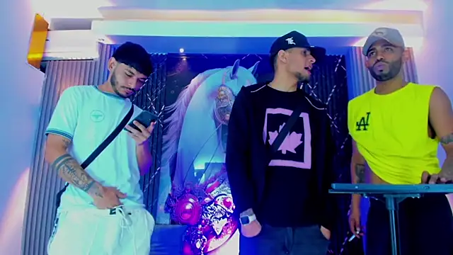 The Gods In Diamonds online show from 18, 1, 2026