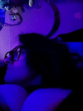 Snapshot of DisireAfterDark chatting on 23, 2, 2026 DisireAfterDark online show from 23, 2, 2026