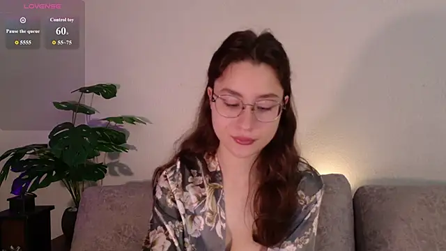 Snapshot of classy____ chatting on 21, 6, 2026 classy online show from 21, 6, 2026
