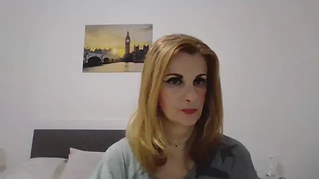 Clara1986 online show from 5, 4, 2026