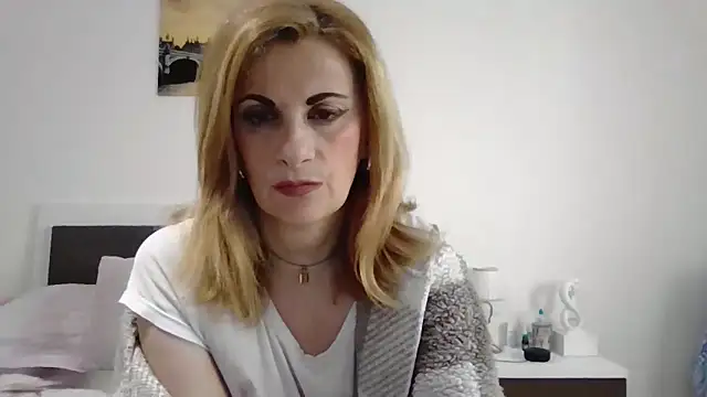 Snapshot of Clara1986 chatting on 9, 5, 2026 Clara1986 online show from 9, 5, 2026