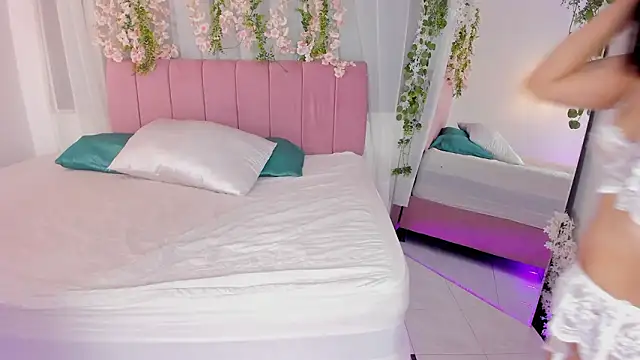 nicky bonny18 online show from 10, 2, 2026