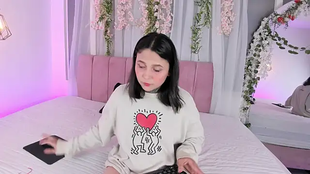 nicky bonny18 online show from 3, 3, 2026